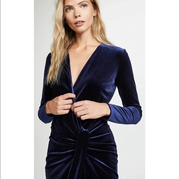 BLACK HALO NWT Lara Navy Blue Velvet Twist Mini Dress - Picture 4 of 12